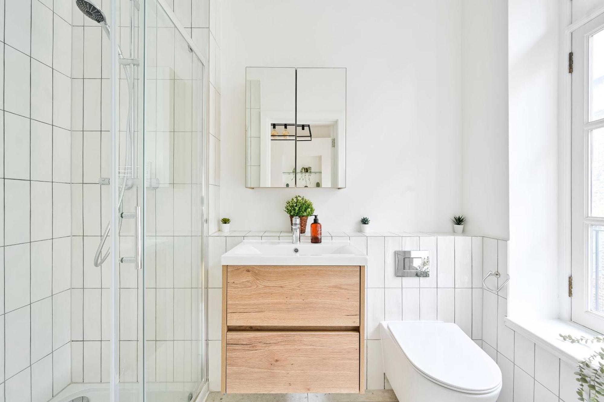 Amazing 3 Bed Apartment Great Portland Street Londen Buitenkant foto
