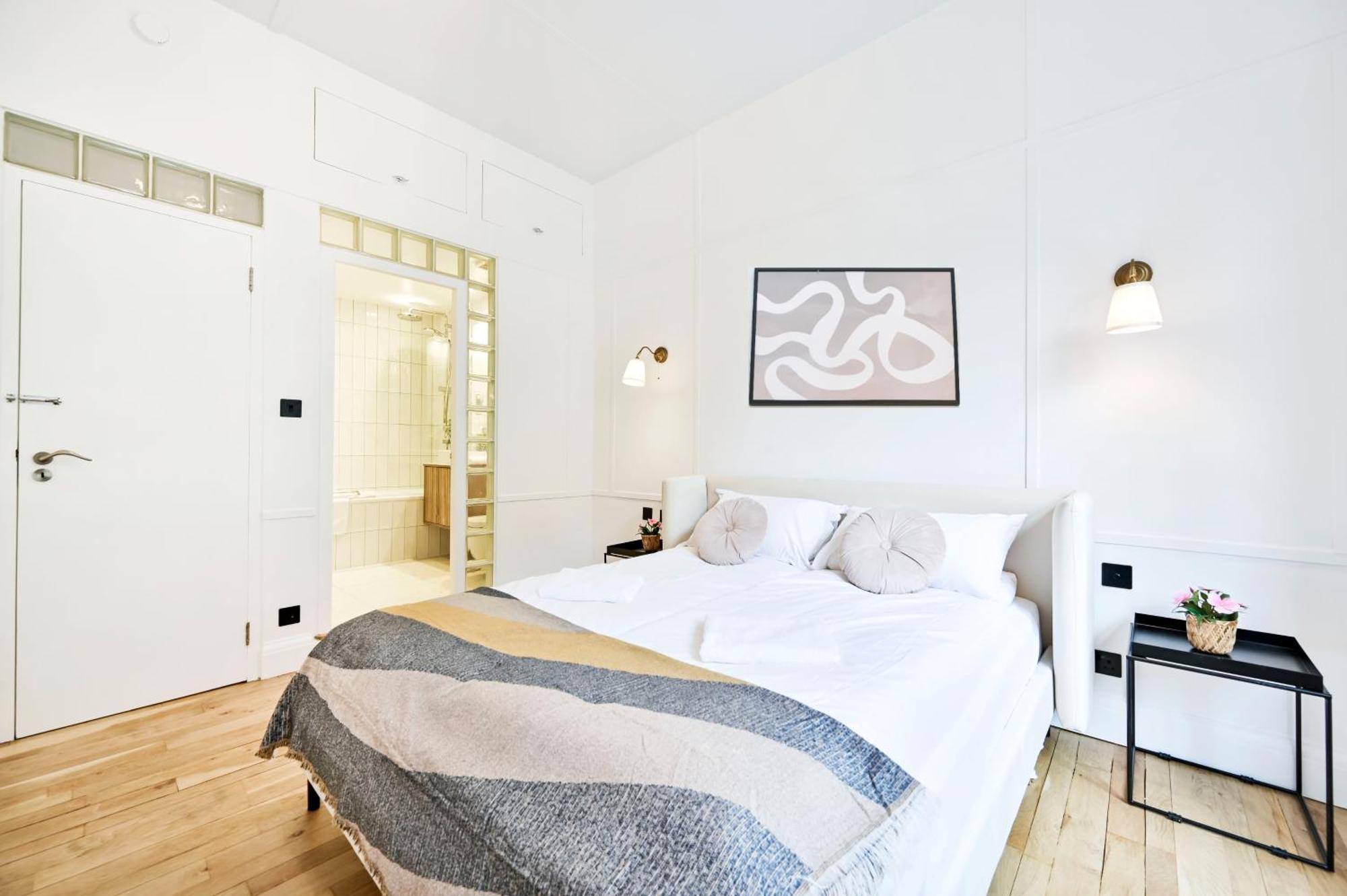 Amazing 3 Bed Apartment Great Portland Street Londen Buitenkant foto
